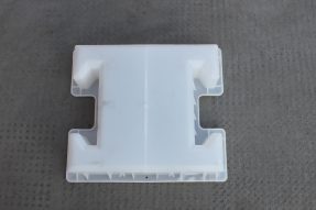 塑料連鎖磚模具的重量是決定它質(zhì)量好壞的主要因素嗎？